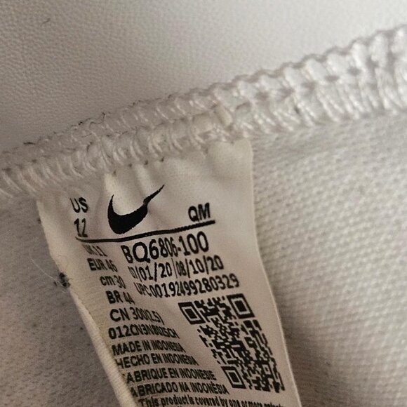 Nike Blazer Mid 77 Vintage White and Black size 12 Mens BQ6806-100 - Picture 12 of 13